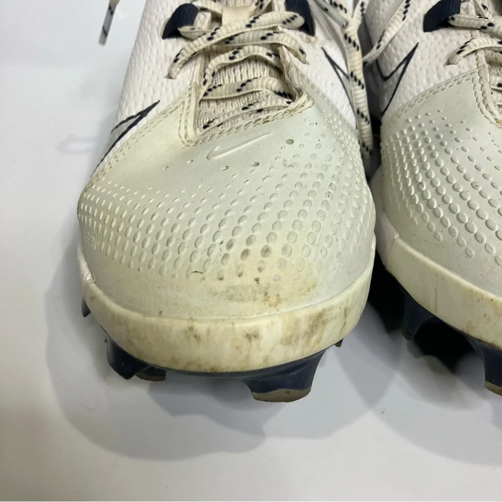 Nike hyperdiamond 4 Pro MCS softball cleats white women's‎ size 9.5 athletic